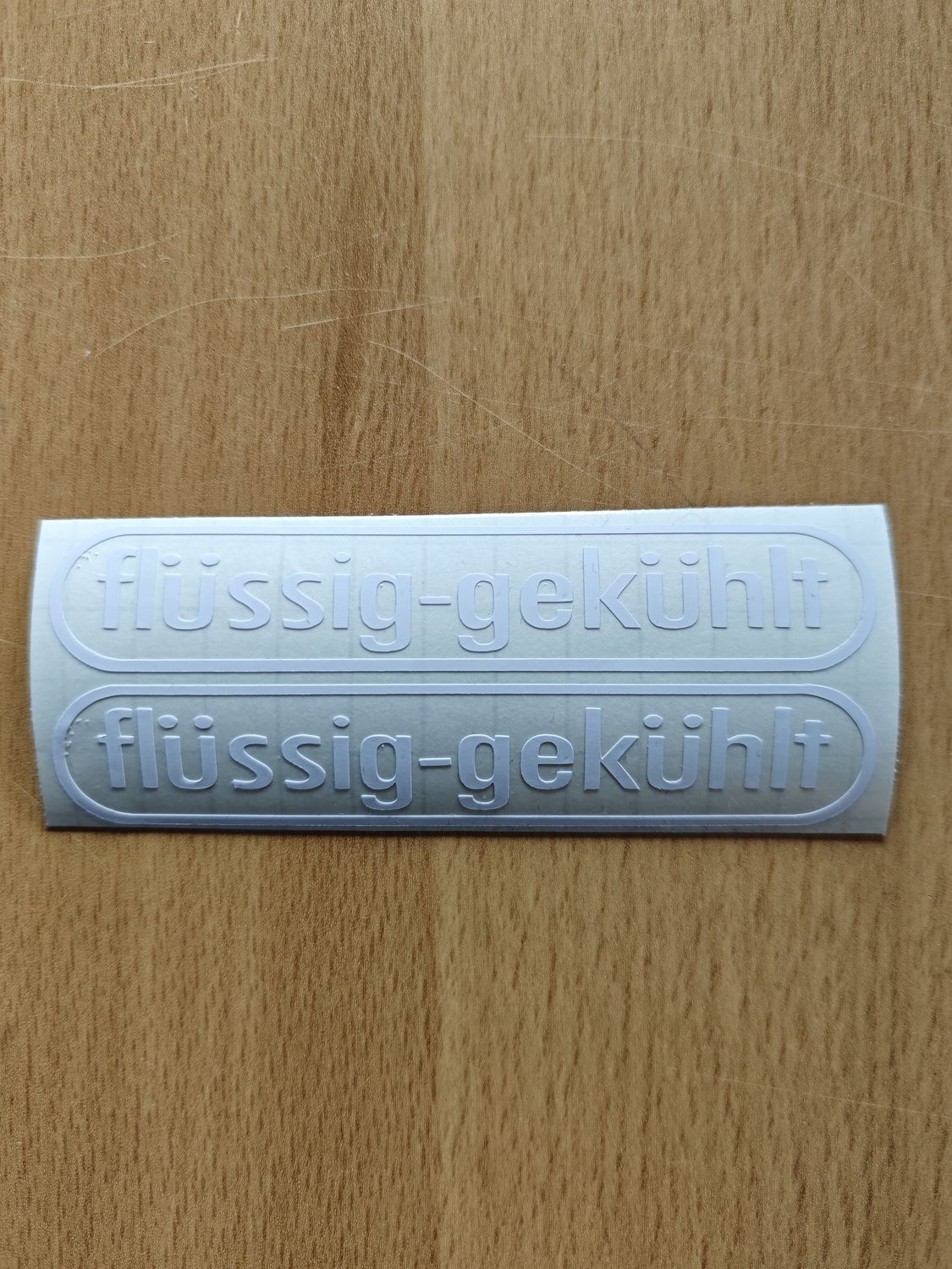 2er Set Solo 712 / 713 ,,flüssig gekühlt,, Aufkleber